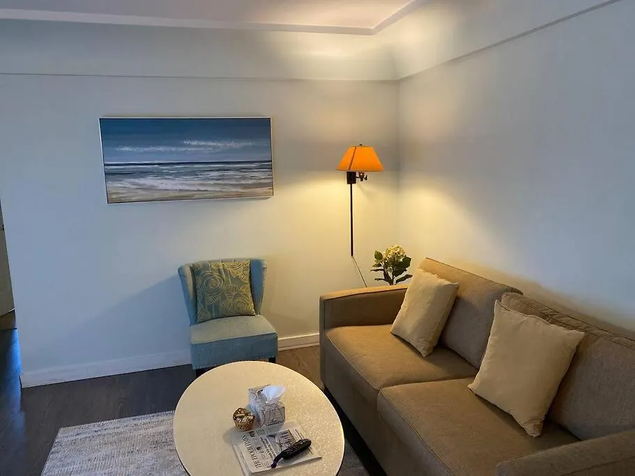 Unique Park House 5Min Walk To Subway Apartment Vancouver